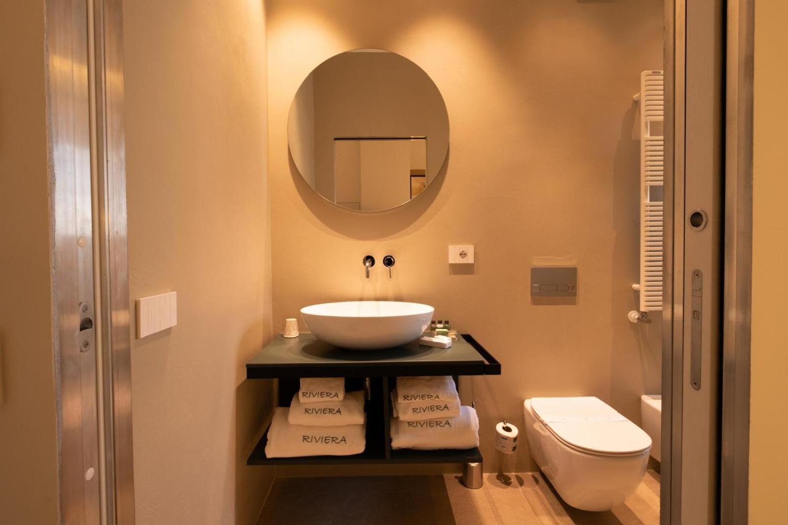 Riviera Apulian Rooms Bari Esterno foto