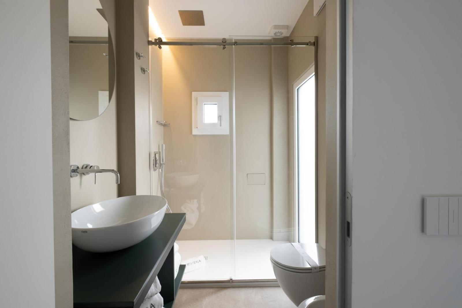 Riviera Apulian Rooms Bari Esterno foto